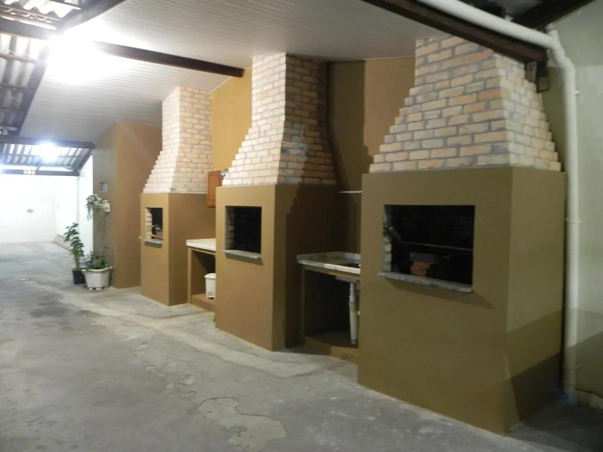 Apartamento Dona Elvira Piçarras 0*,
